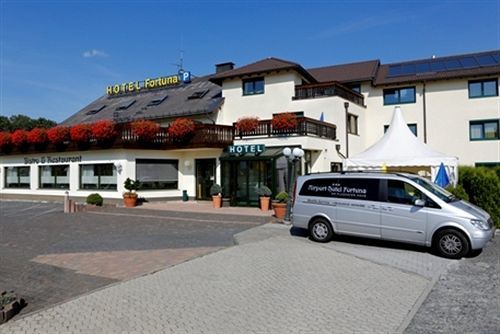 Airport-Hotel Fortuna Lautzenhausen Exterior photo